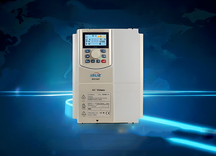 Τι είναι το Universal AC Drive‌;